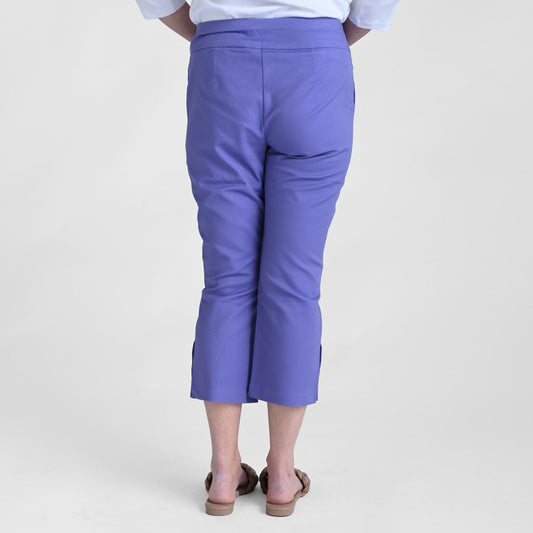 Christopher & Banks Signature Slimming Button Detail Aster Violet Pull On Capri
