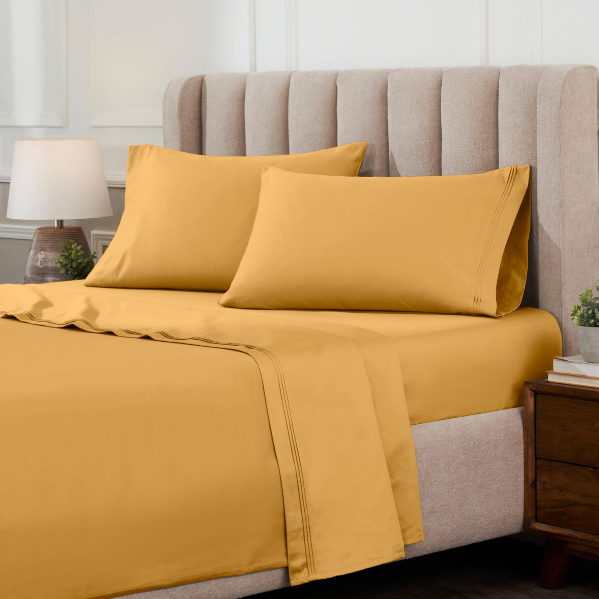 Superior 1000 Thread Count Egyptian Cotton Sateen Solid 4-Piece Sheet Set