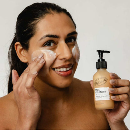 UpCircle Cleansing Face Milk with Oat Powder & Aloe Vera
