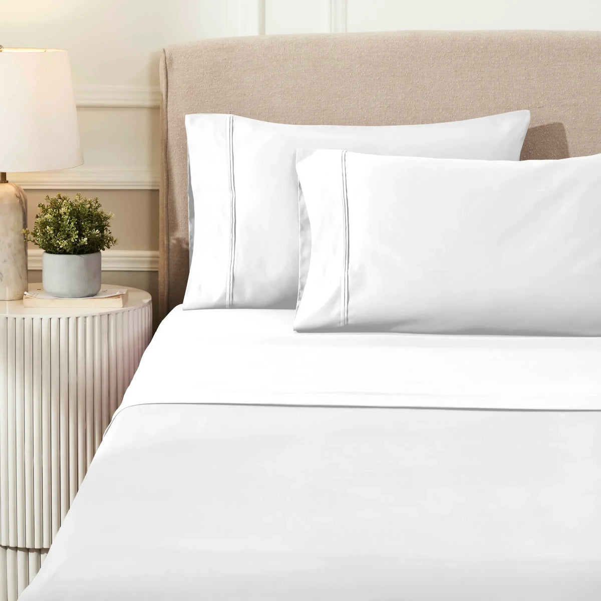 Superior 1500 Thread Count Egyptian Cotton Sateen Solid 4-Piece Sheet Set