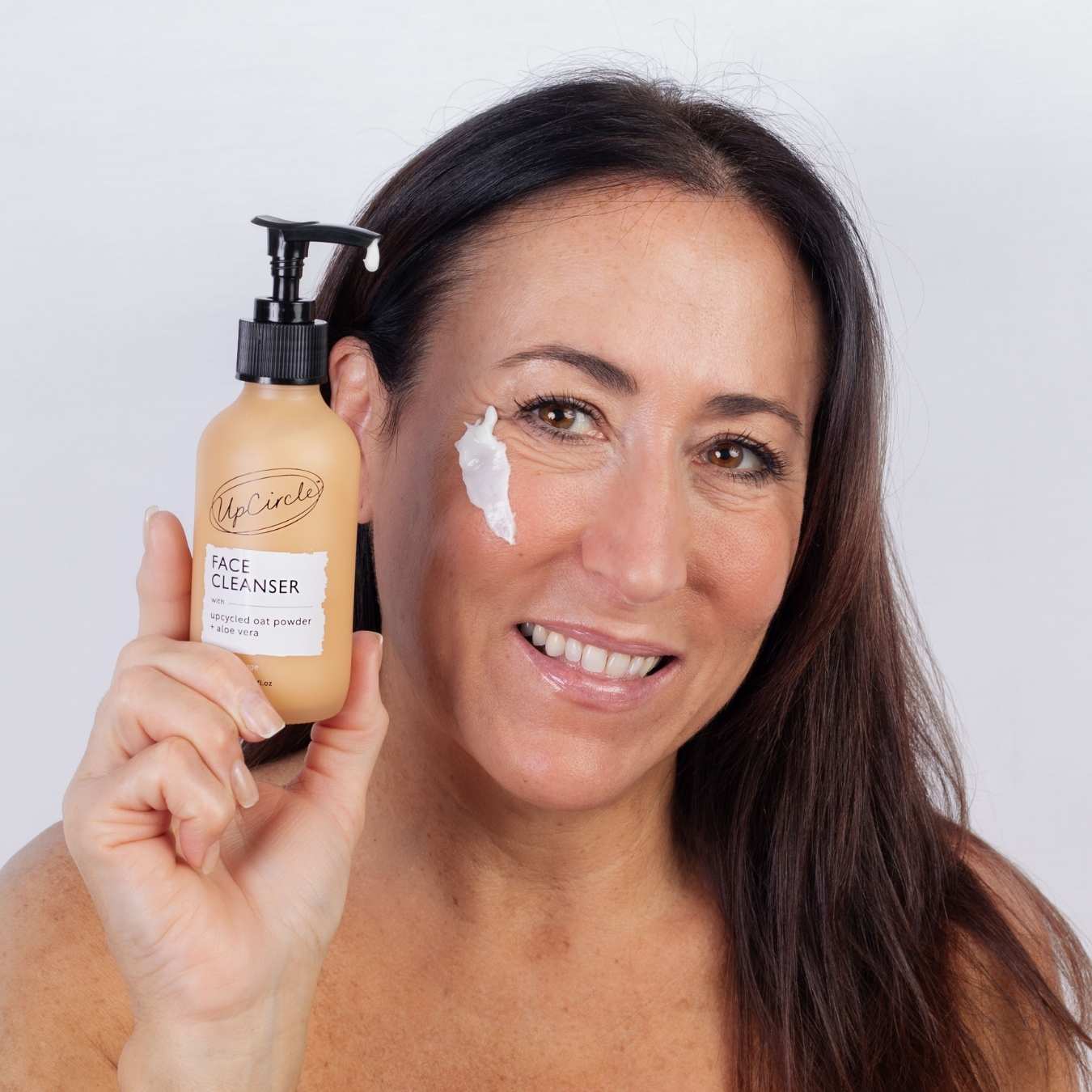 UpCircle Cleansing Face Milk with Oat Powder & Aloe Vera
