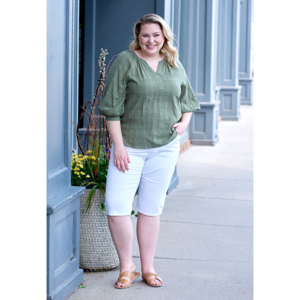 Christopher & Banks Seersucker 3/4 Sleeve Raglan Blouse