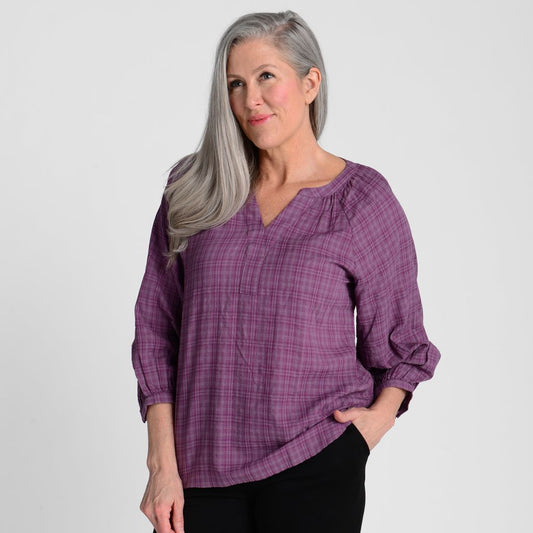 Christopher & Banks Seersucker 3/4 Sleeve Raglan Blouse