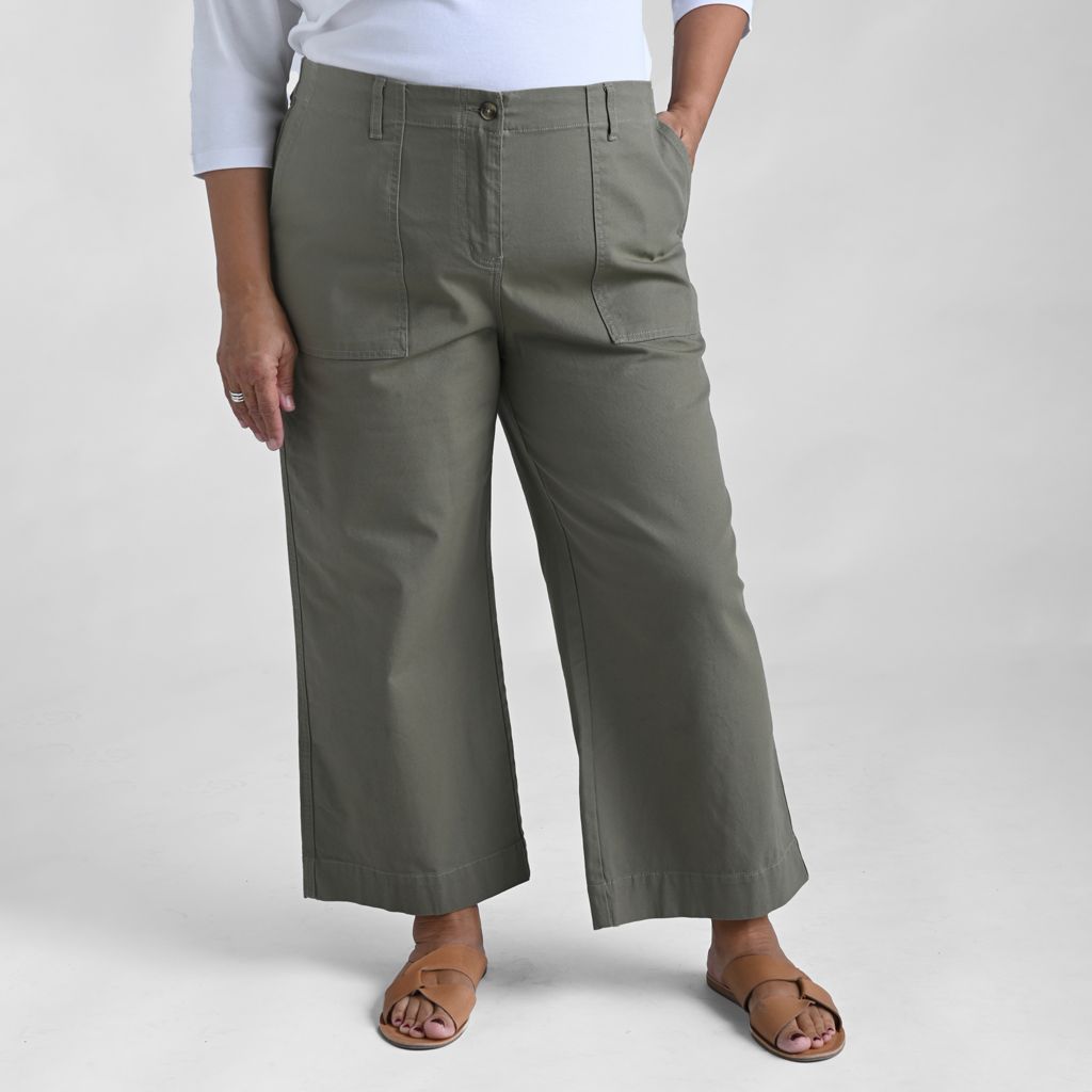 Christopher & Banks Relaxed Fit Wide Leg Crop Pant