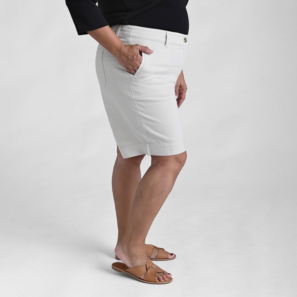 Christopher & Banks Relaxed Fit Canvas Short