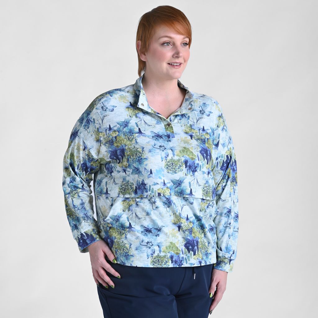 Christopher & Banks Relaxed Restyled Space Dye Print Quarter Snap Top