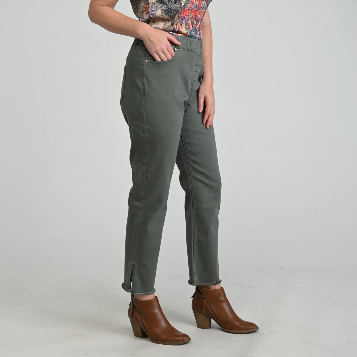 Christopher & Banks Side Slit Pull On Crop