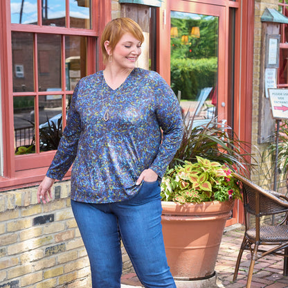 Christopher & Banks Abstract Print V Neck Long Sleeve Tee