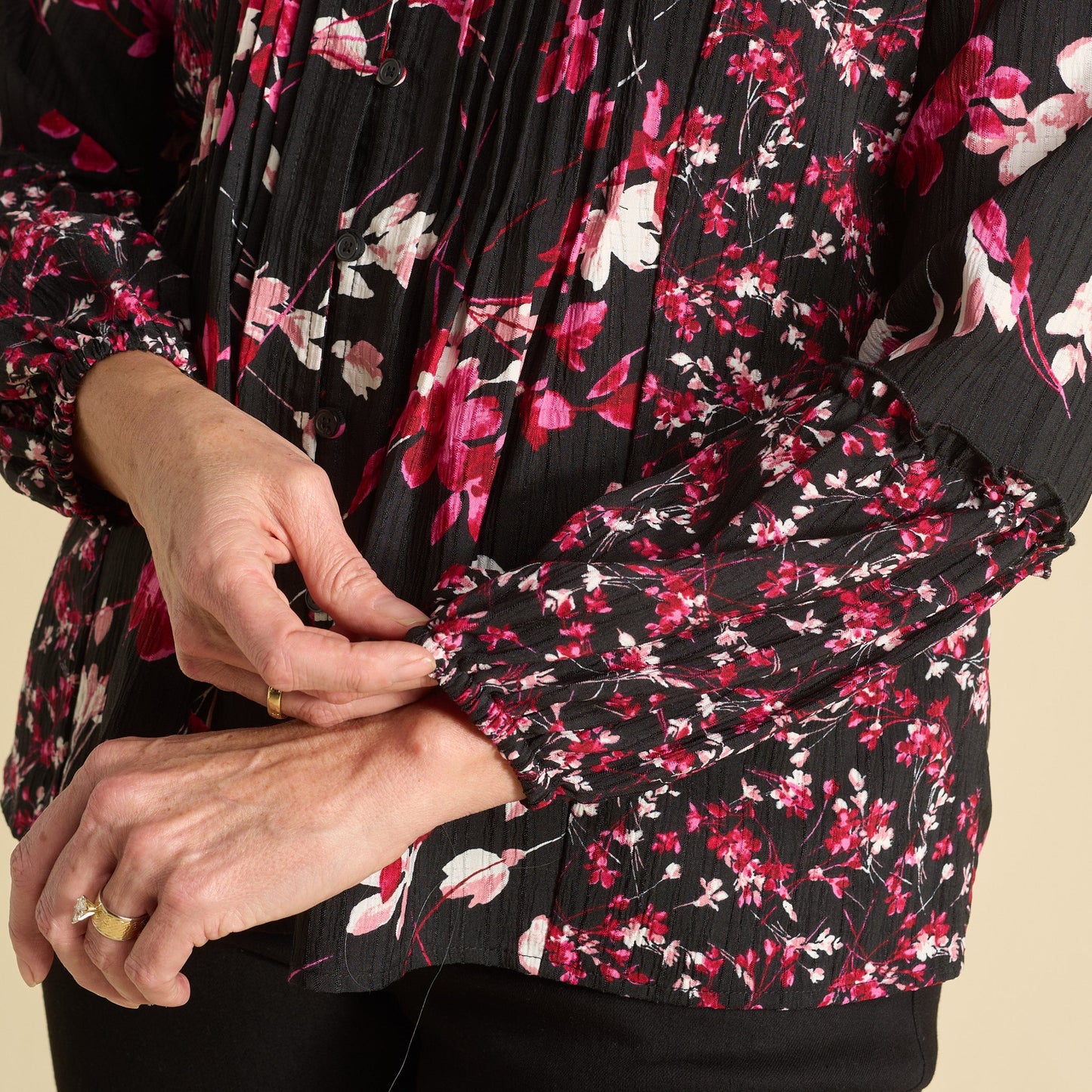 Christopher & Banks Botanical Floral Print Pleat Detail Long Sleeve Blouse