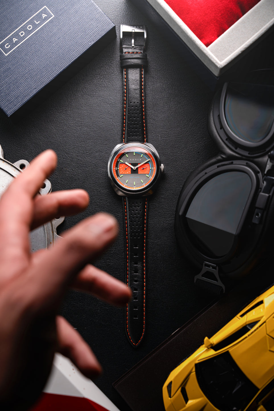 Cadola Men's 43mm Giulia Quartz Calendar Leather Strap Watch