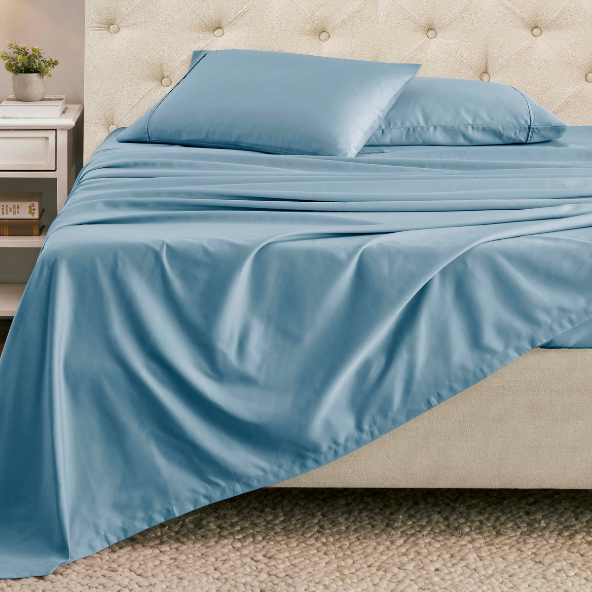 Superior 1500 Thread Count Cotton Blend Deep Pocket Solid 4-Piece Sheet Set