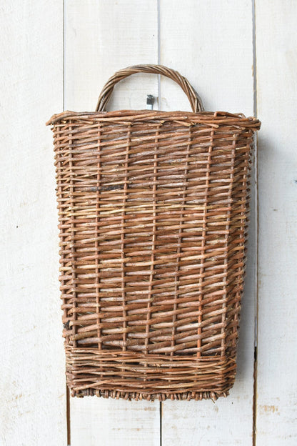 11" x 17" Wicker Basket w/Handle
