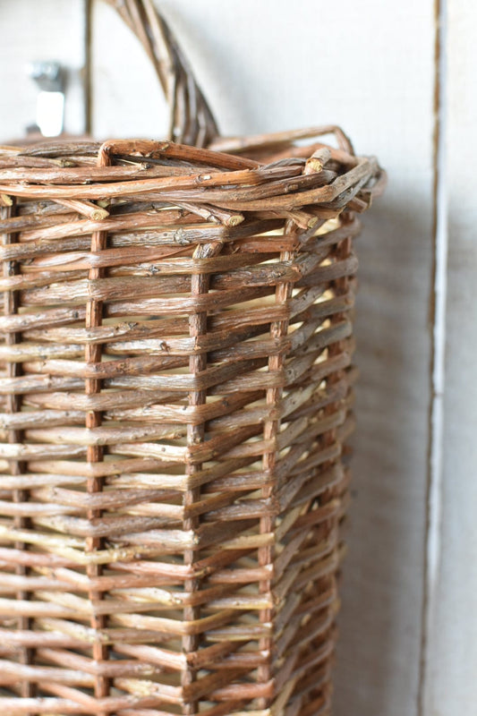 11" x 17" Wicker Basket w/Handle