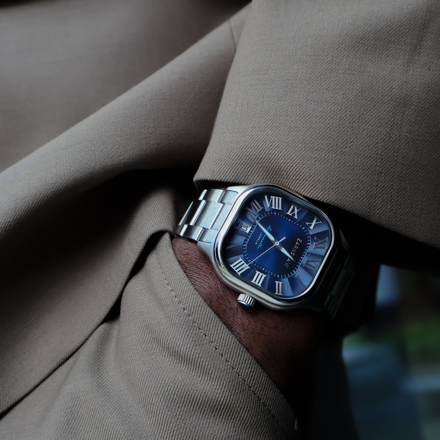 Thomas Earnshaw Men's 39mm Coussin Automatic Square Bracelet Watch