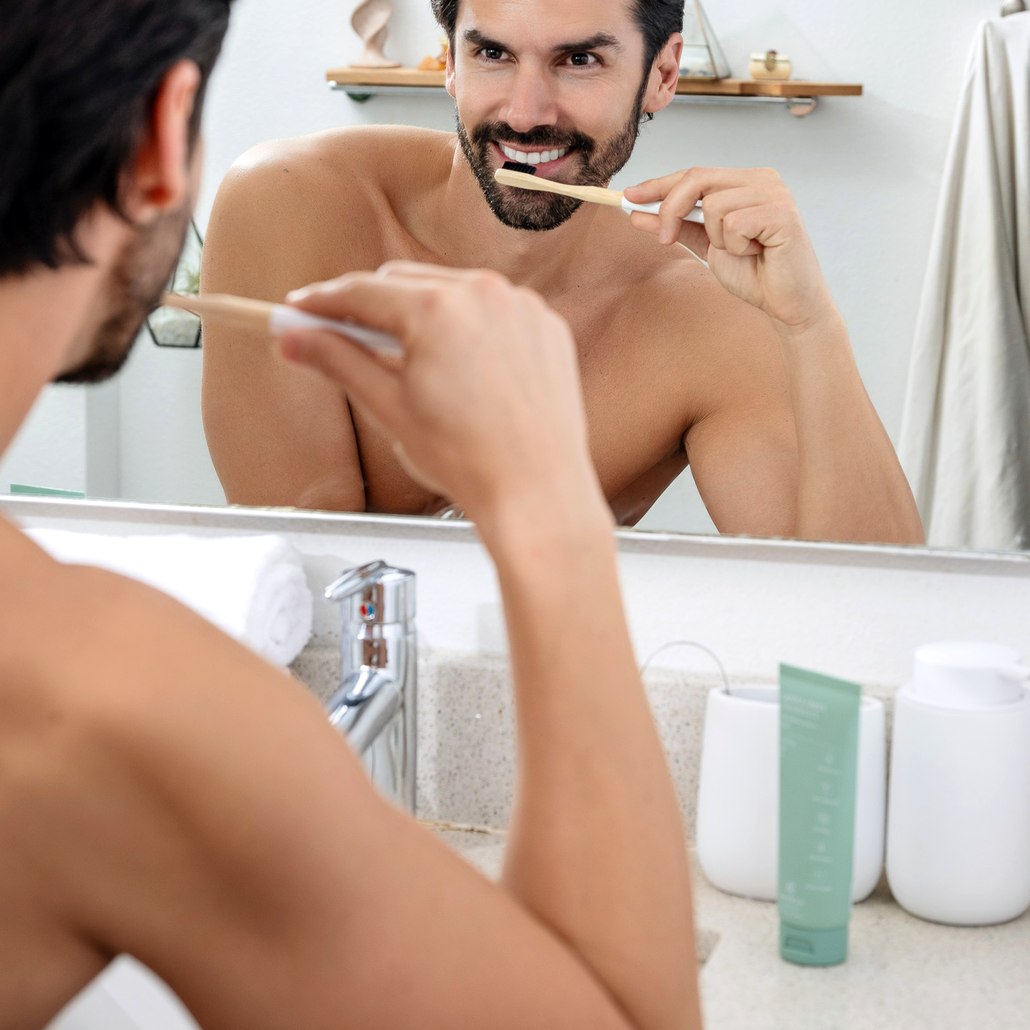 Terra & Co. Gentle Green™ Fluoride-Free Sensitive Toothpaste with Hydroxyapatite & B12