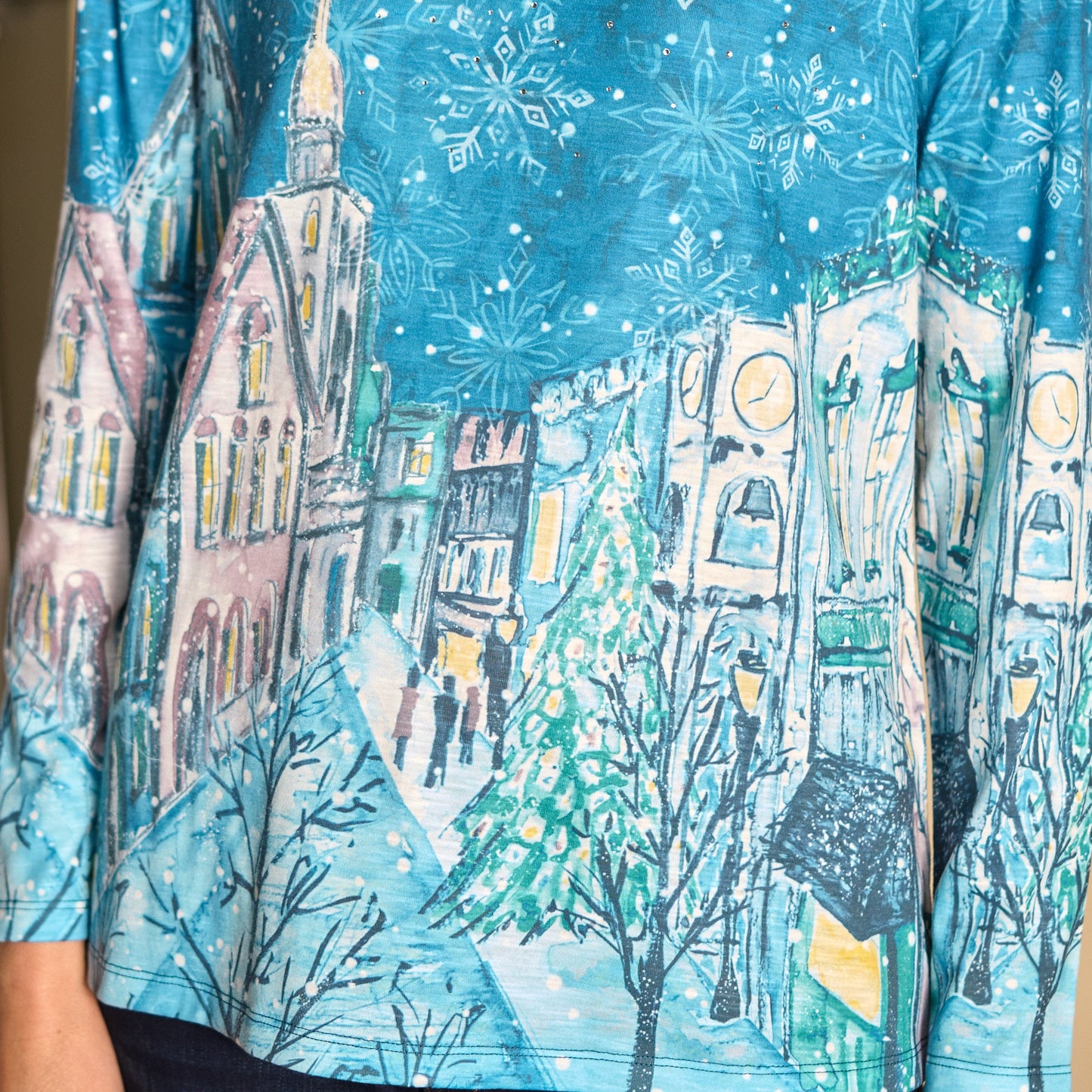 Christopher & Banks Winter Scenic Print Long Sleeve Tee