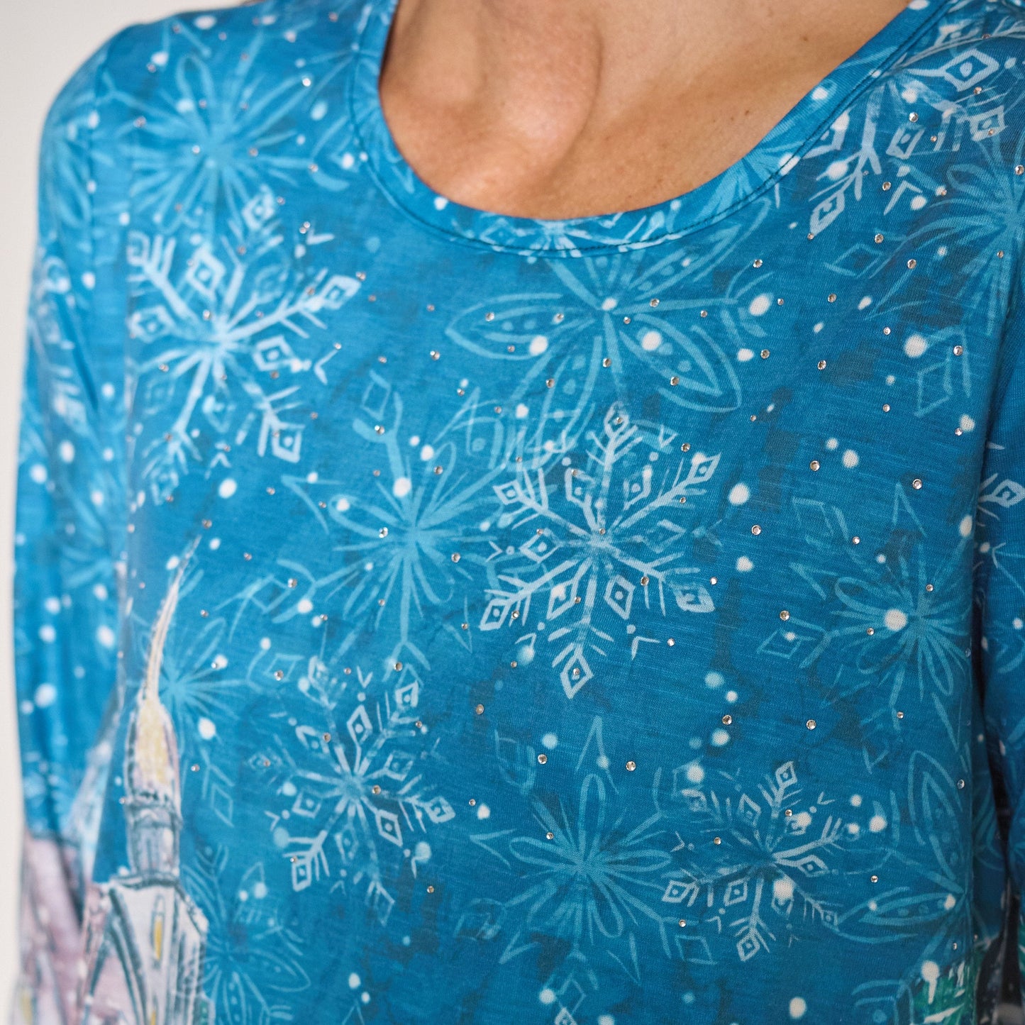 Christopher & Banks Winter Scenic Print Long Sleeve Tee