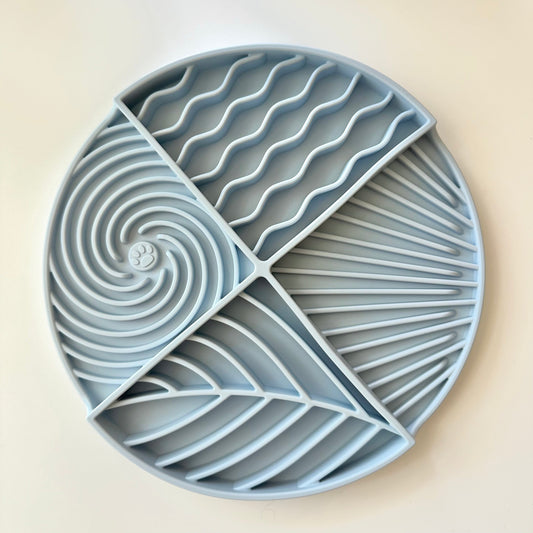 Furlou Circle Lick Mat Dog Feeder