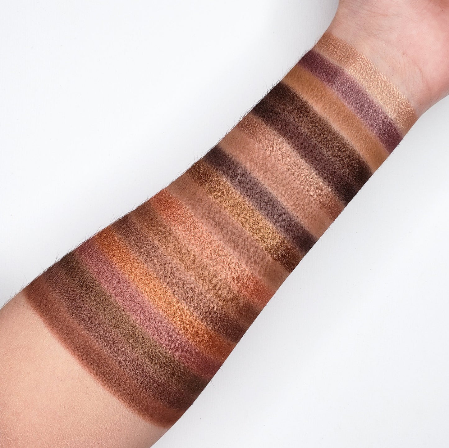 Crown Brush Neutral & Mauve Toned Java Collection Eyeshadow Palette
