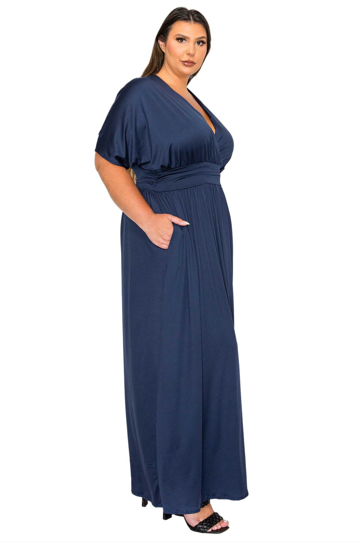 L I V D Women's Plus Size Raffi Empire Waist Pocket Maxi Dress