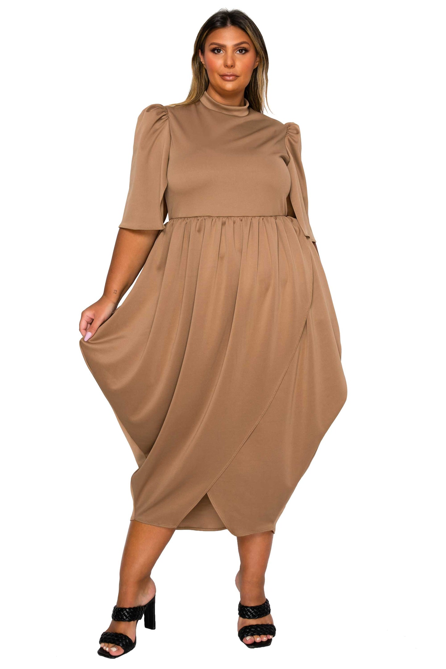 L I V D Women's Plus Size Aesira Tulip Hem Pocket Dress