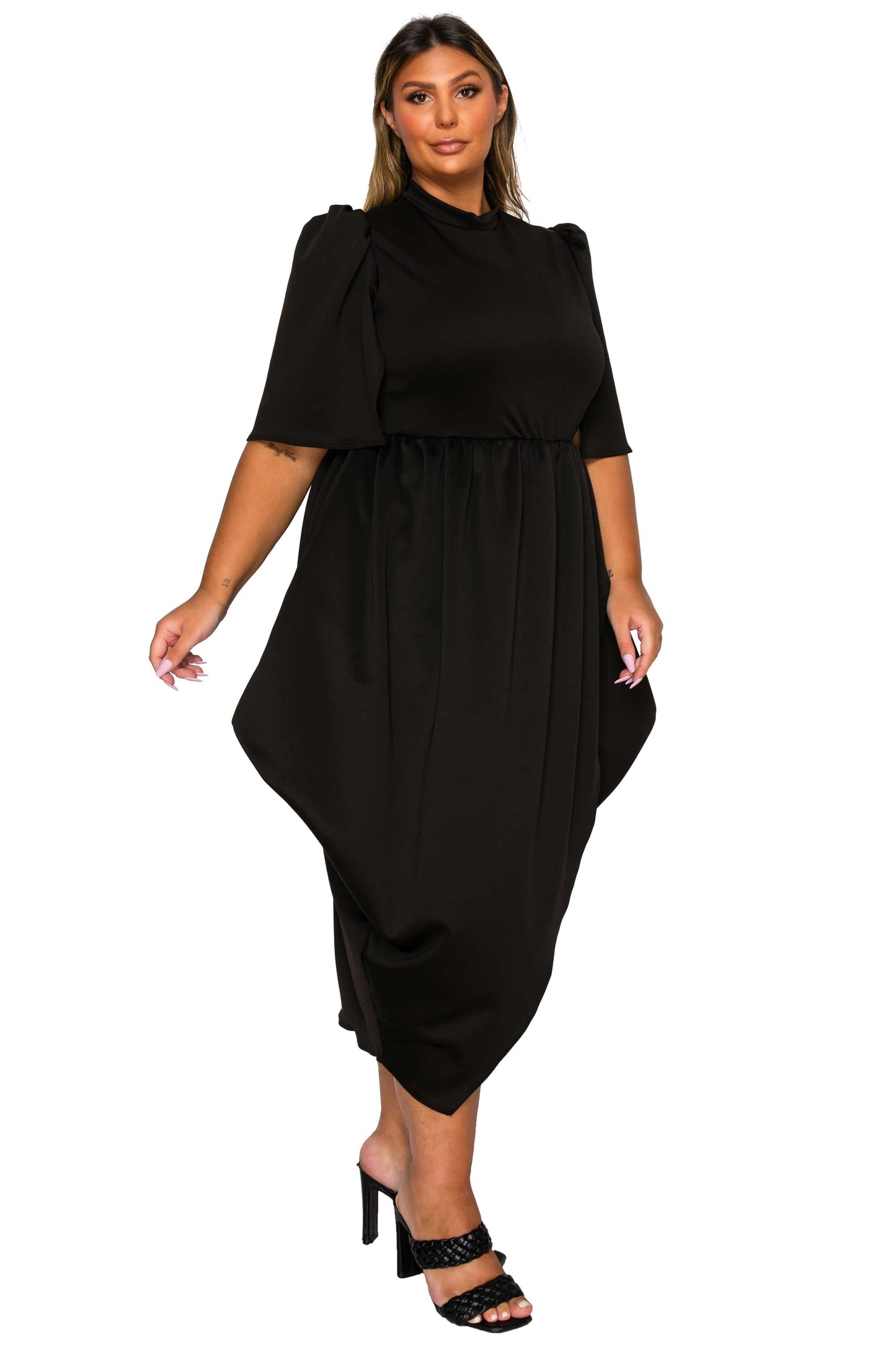 L I V D Women's Plus Size Aesira Tulip Hem Pocket Dress