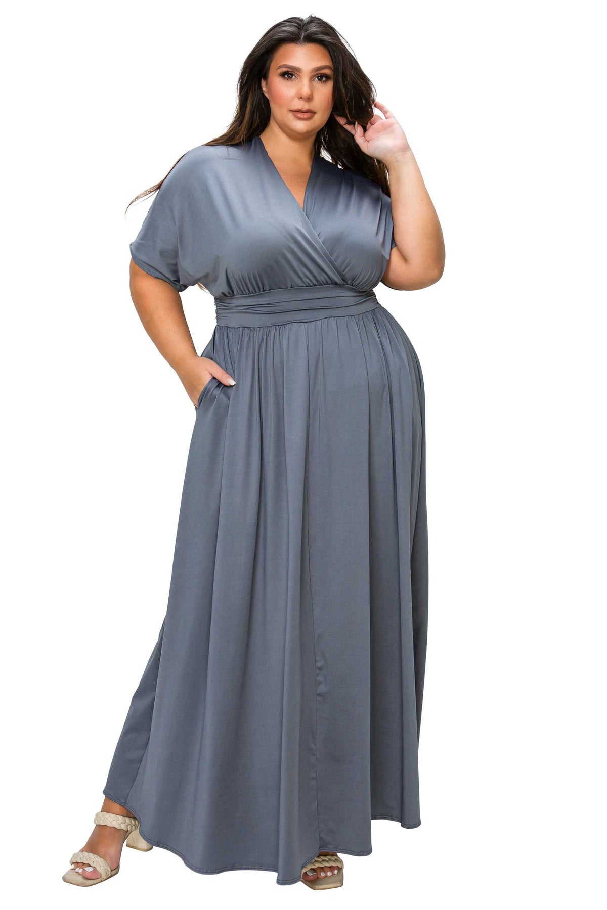 L I V D Women's Plus Size Raffi Empire Waist Pocket Maxi Dress