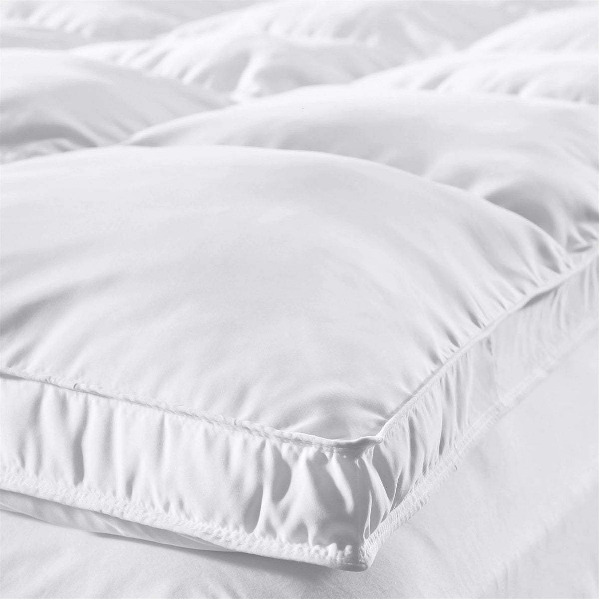 Superior Brushed Microfiber Down Alternative 2 Inch Mattress Topper