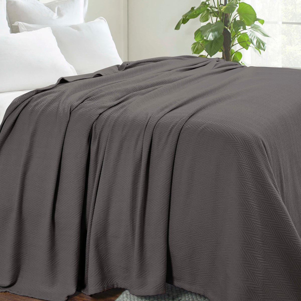 Superior Metro 100% Cotton All-Season Lightweight Blanket