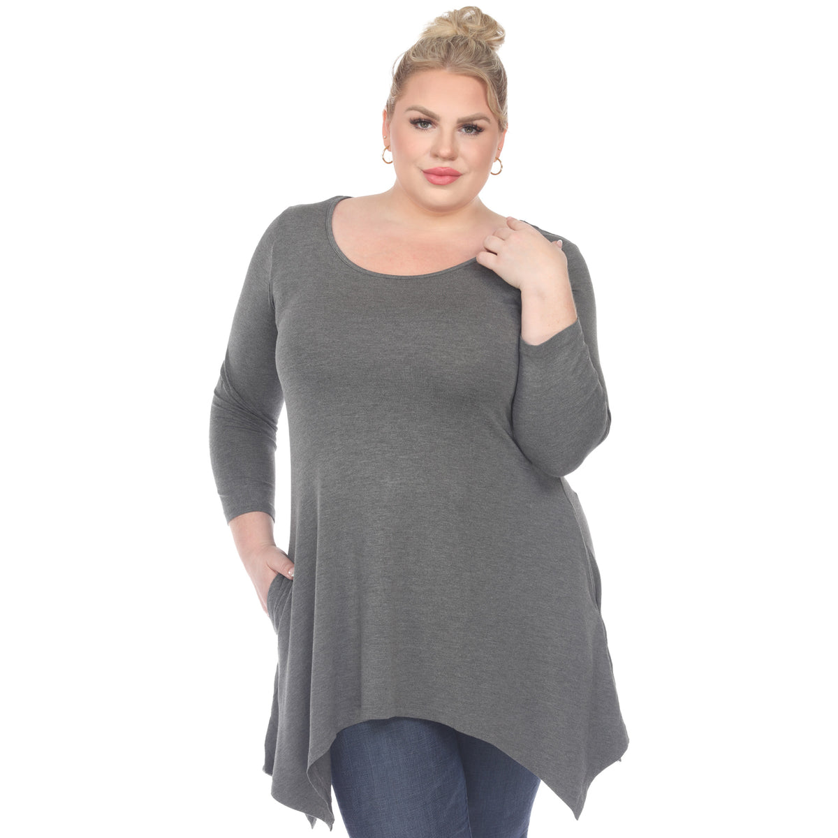 White Mark Women's Makayla Long Sleeve Four Point Hem Solid Tunic Top