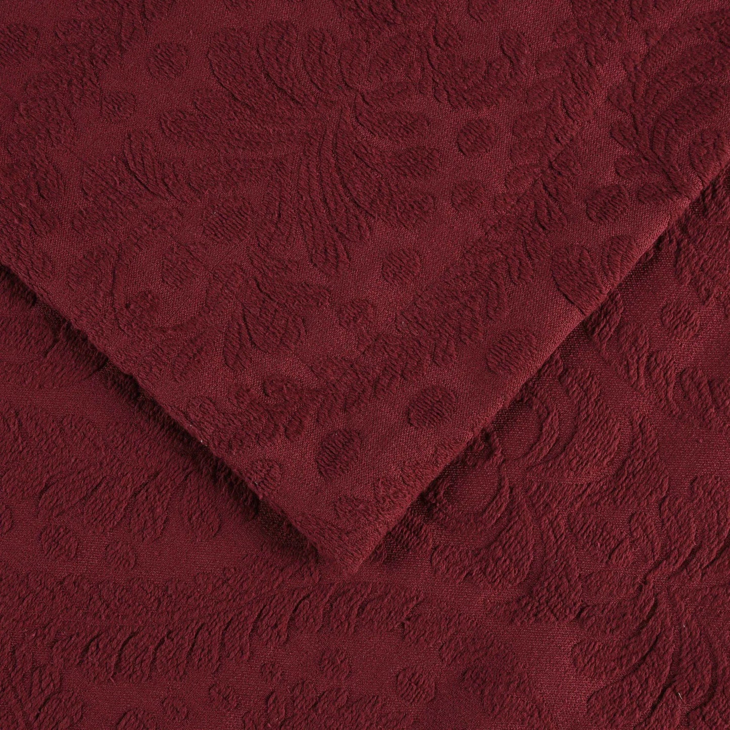 Superior "Aspen" Jacquard Floral Scalloped Edge Bedspread Set