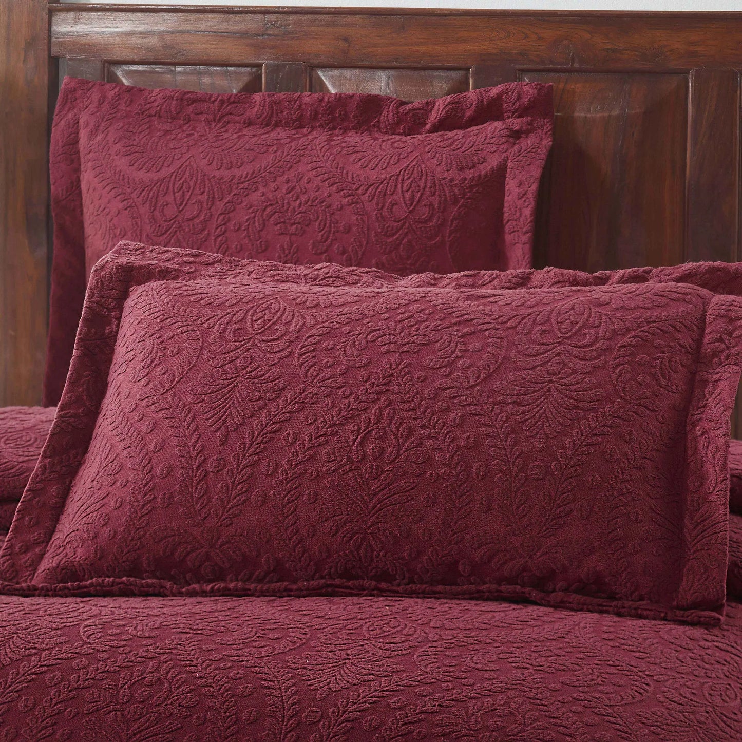 Superior "Aspen" Jacquard Floral Scalloped Edge Bedspread Set