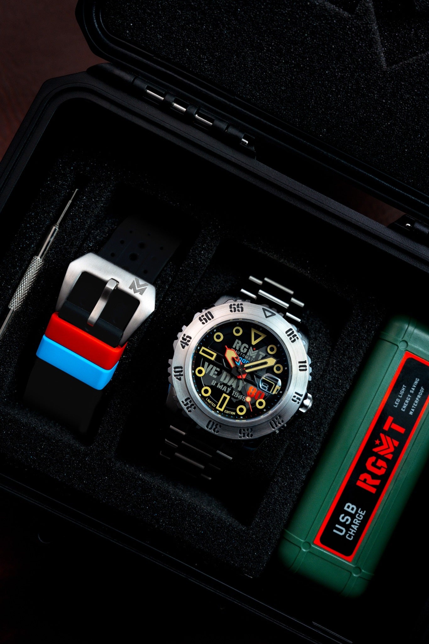 RGMT Men's 45mm Ohio Automatic VE-Day 80th Anniversary Interchangeable Watch