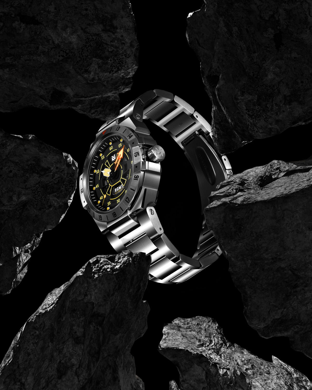 RGMT Men's 47mm Himars Automatic Bracelet Watch