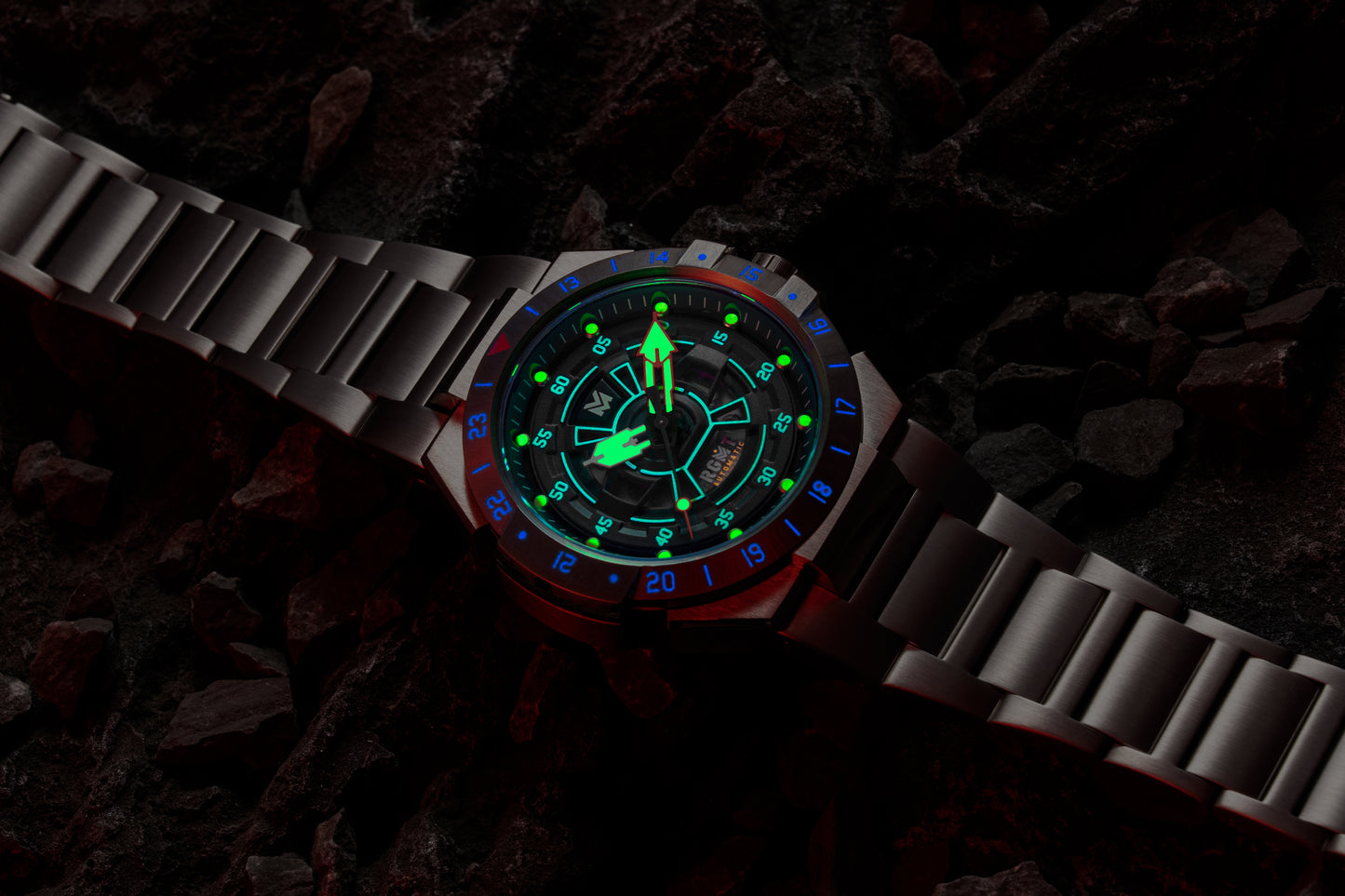 RGMT Men's 47mm Himars Automatic Bracelet Watch