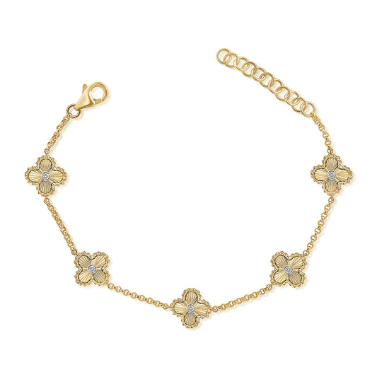 Sabrina Designs 14K Gold 0.11ctw Diamond Clover Fluted Line Bracelet