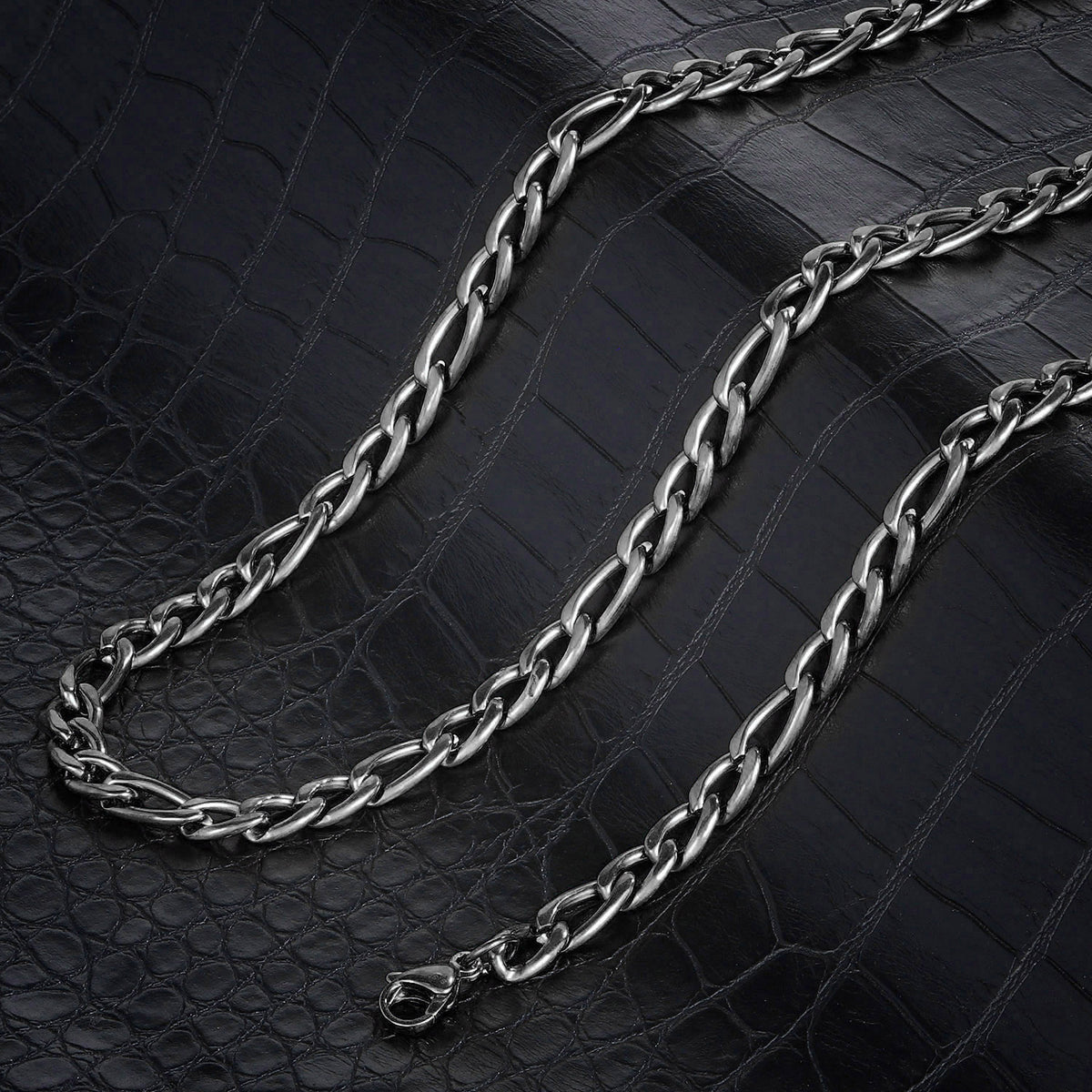 Invicta Men's Stainless Steel 8mm Figaro Chain 24" Necklace