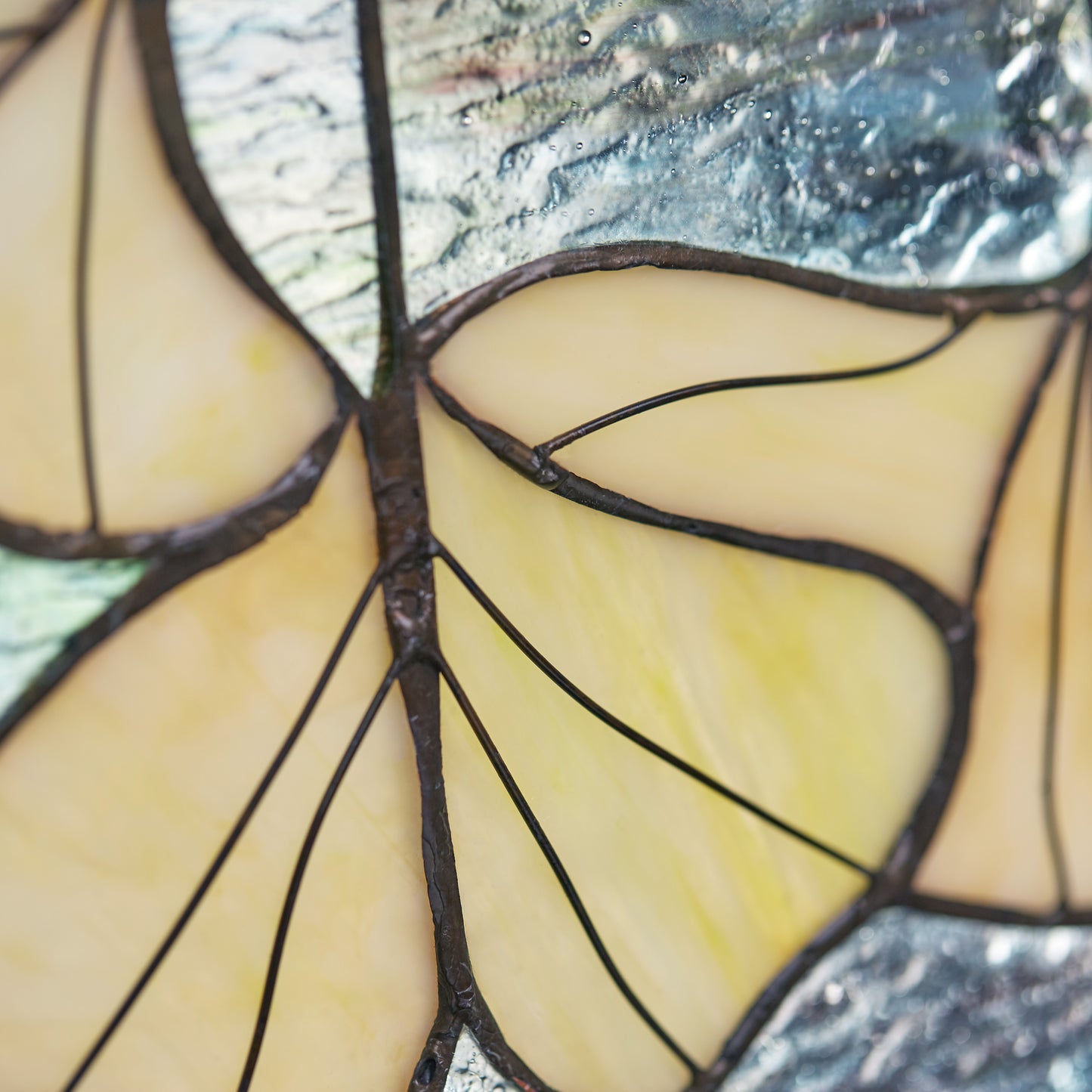 Tiffany-Style Lighting 17.5" Gingko Leaf Stained Glass Window Panel