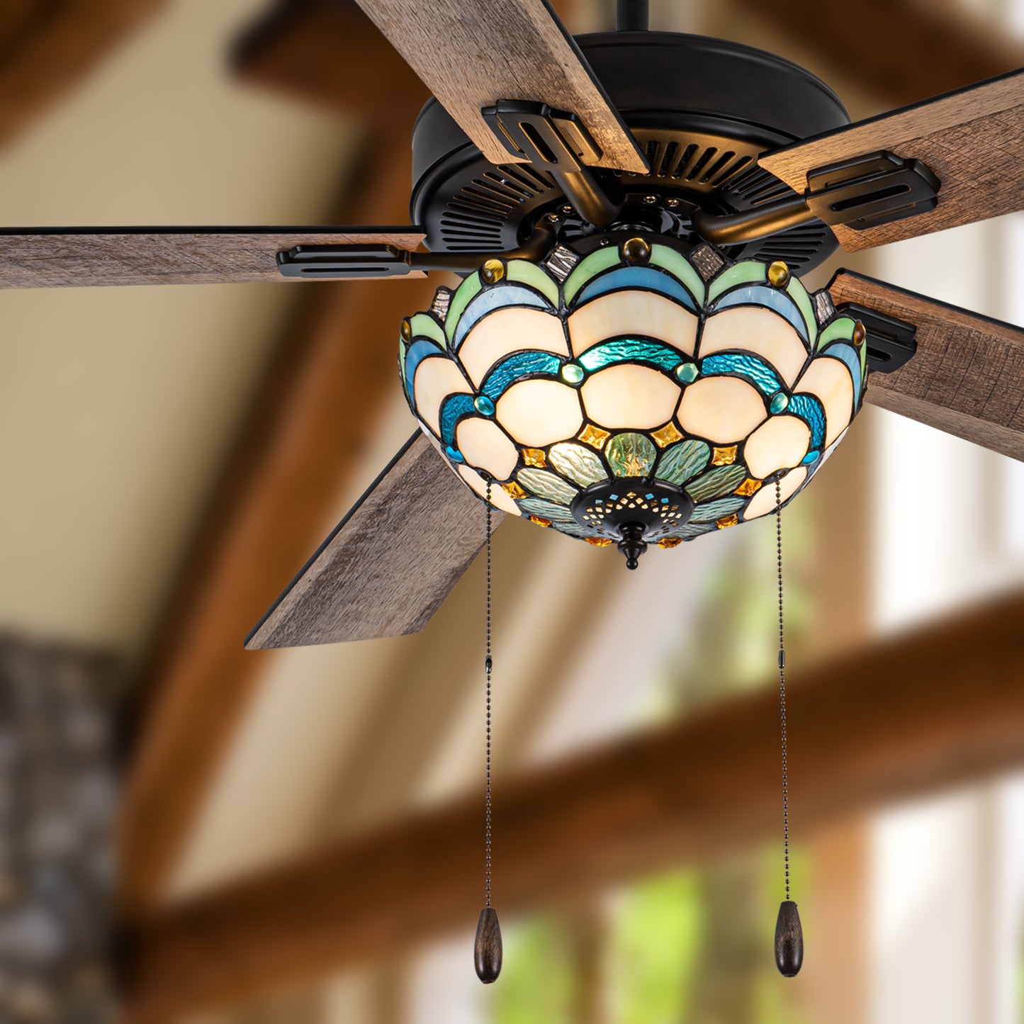 Tiffany-Style Lighting 52" Thatcher 5-Blade Remote Controlled Ceiling Fan