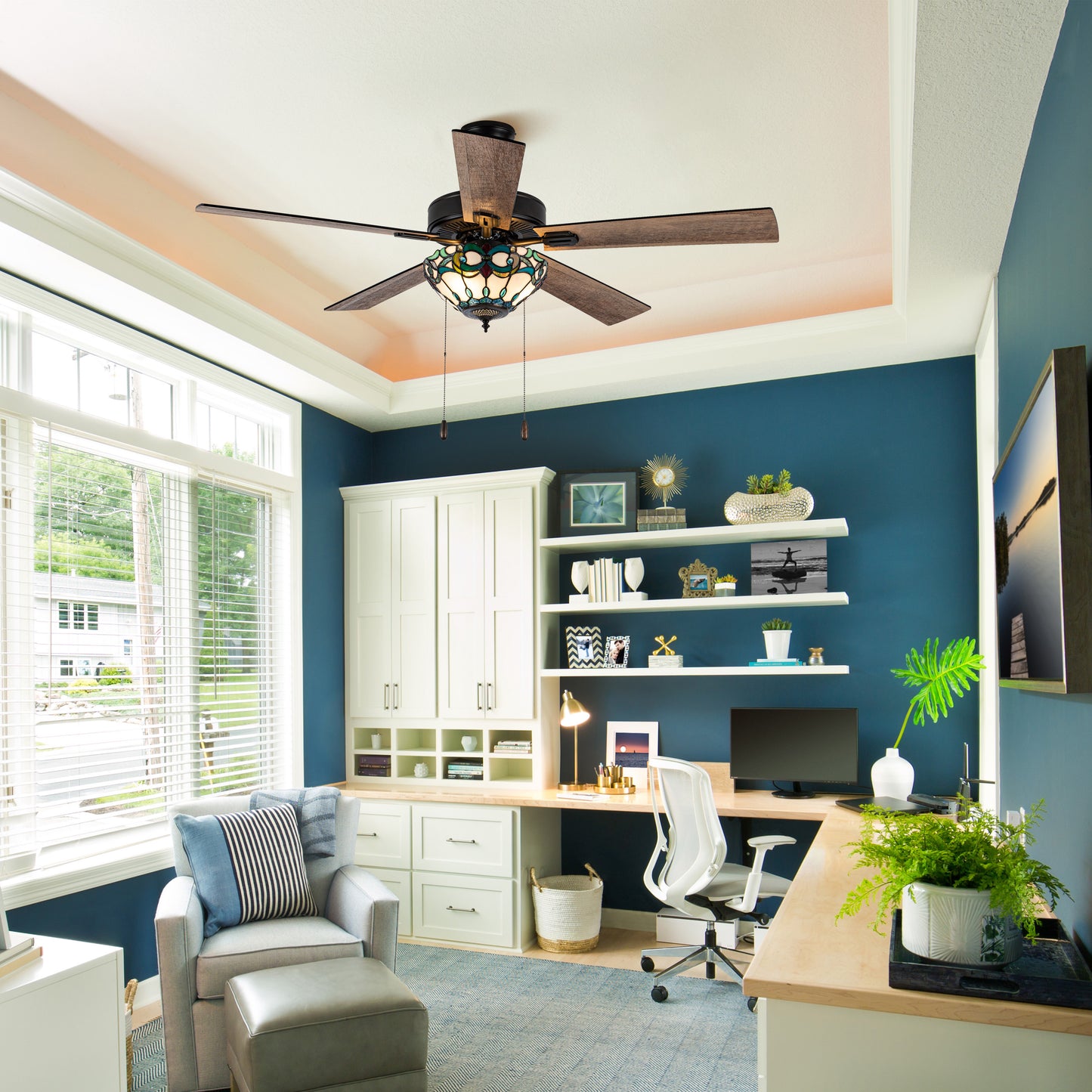 Tiffany-Style Lighting 52" Monroe 5-Blade Remote Controlled Ceiling Fan