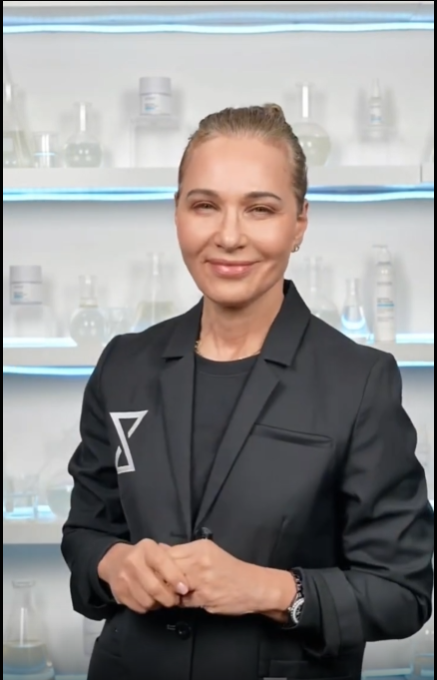 Manuela from Isomers Skincare answers the question "what are spicules?"