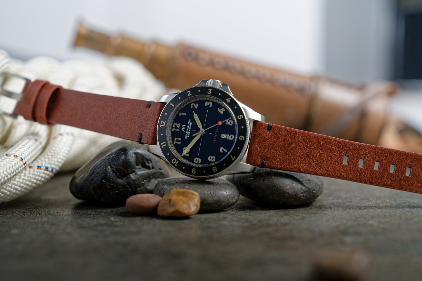 Dominatore Del Mare Men's 42mm Bandiera Quartz Leather Strap Watch