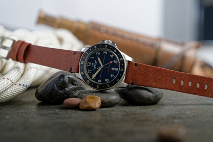 Dominatore Del Mare Men's 42mm Bandiera Quartz Leather Strap Watch