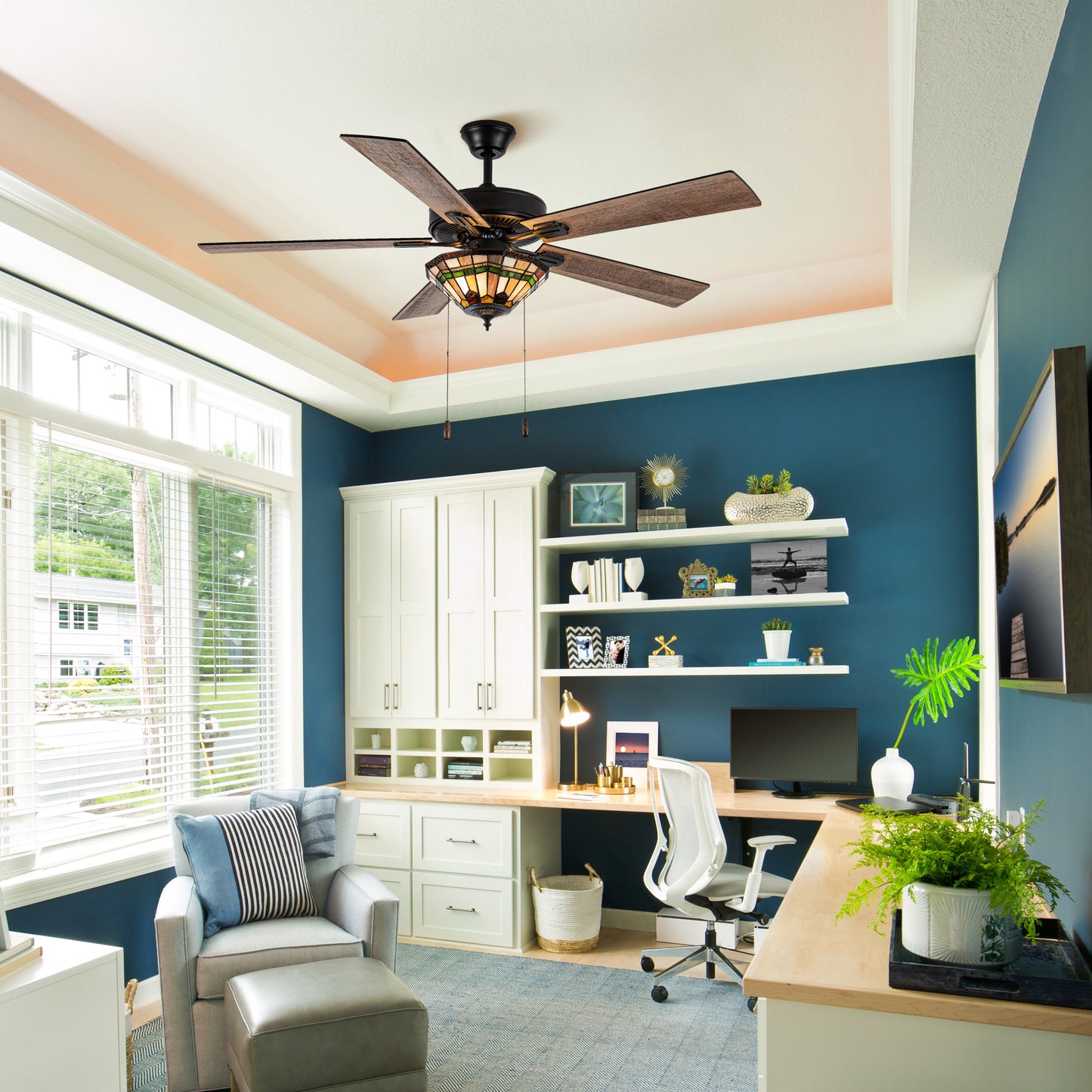 Tiffany-Style Lighting 52" Damien 5-Blade Remote Controlled Ceiling Fan